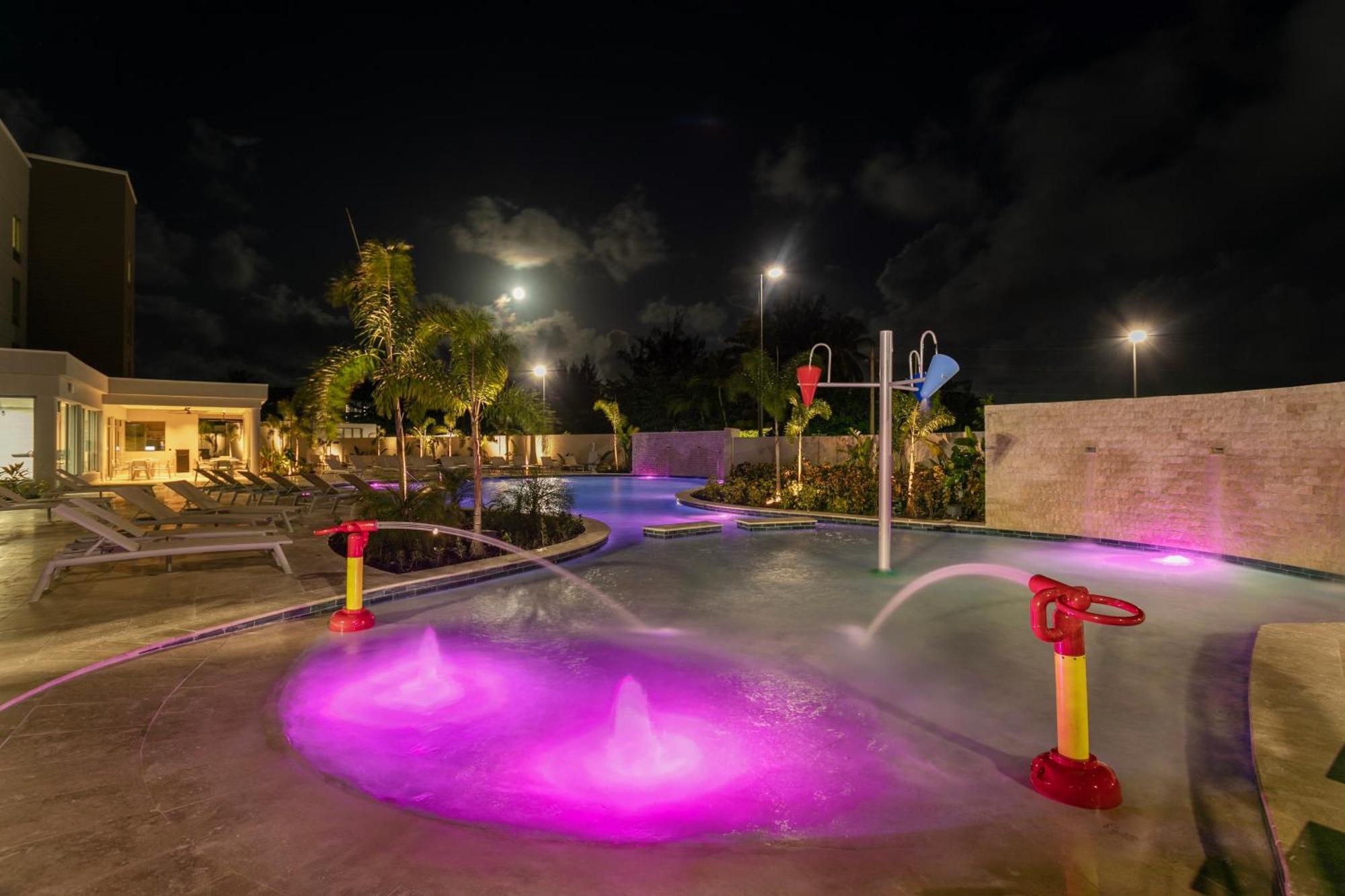 Fairfield By Marriott Luquillo Beach Esterno foto